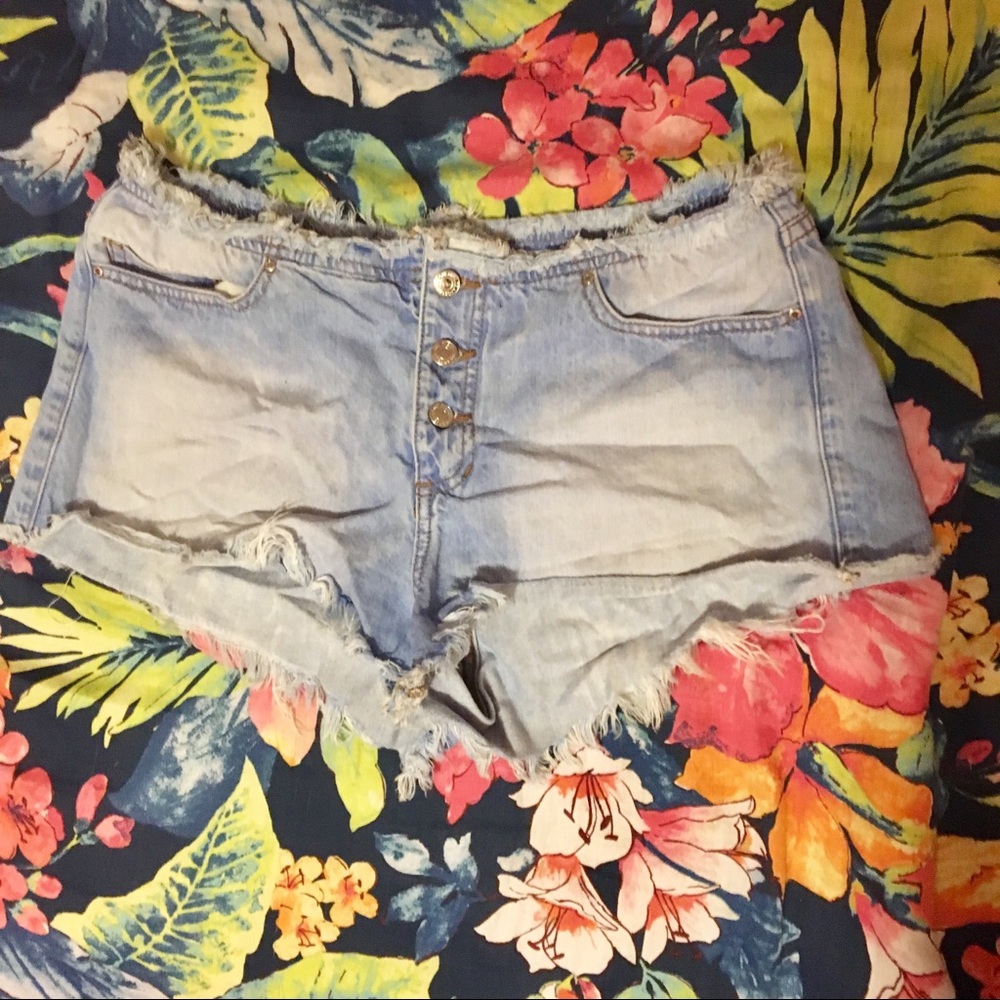 Guess jean shorts